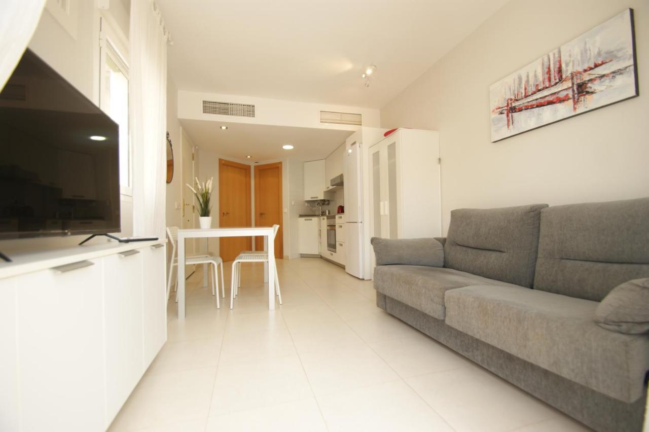Apartamento En Vera A 300 M De La Playa, Con Patio Y Salida Directa A Calle 외부 사진