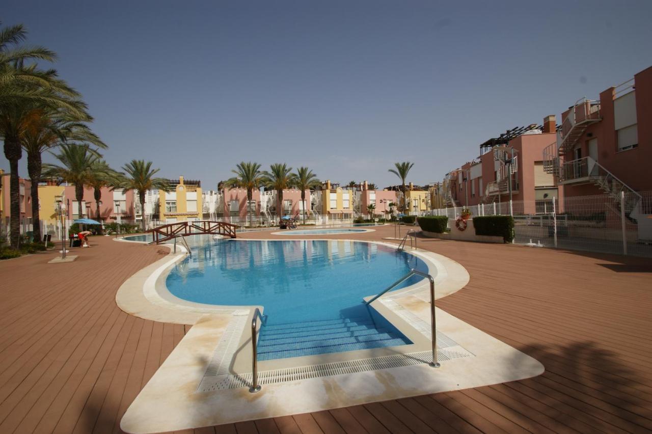 Apartamento En Vera A 300 M De La Playa, Con Patio Y Salida Directa A Calle 외부 사진