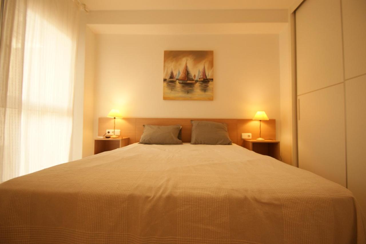 Apartamento En Vera A 300 M De La Playa, Con Patio Y Salida Directa A Calle 외부 사진