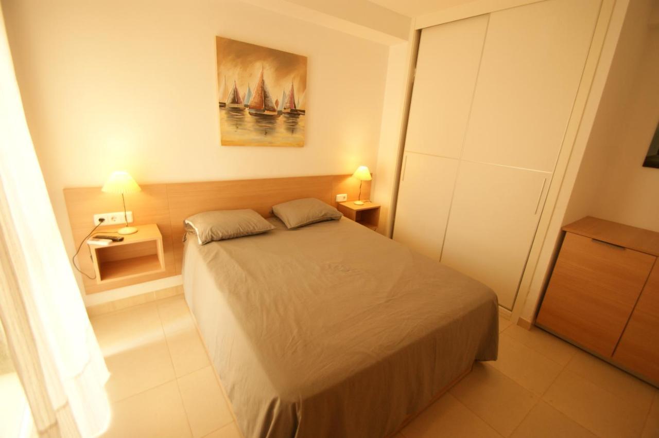 Apartamento En Vera A 300 M De La Playa, Con Patio Y Salida Directa A Calle 외부 사진